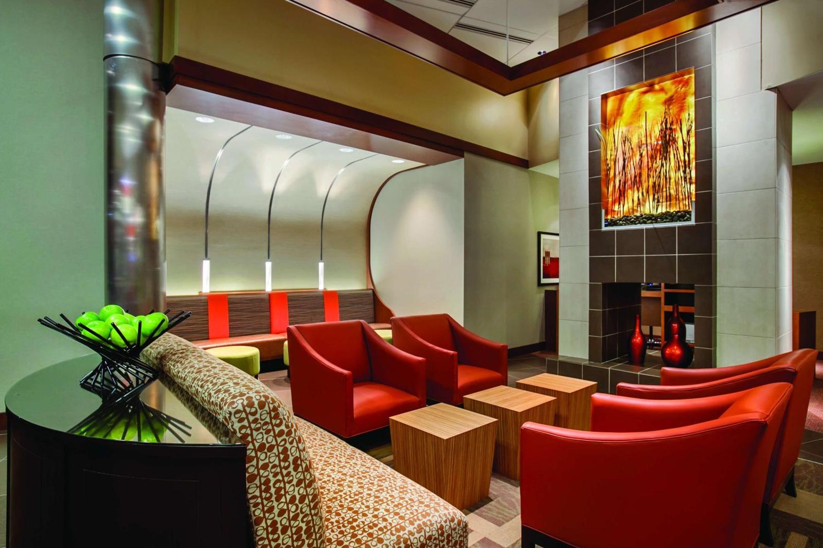 Hyatt Place Raleigh / Cary